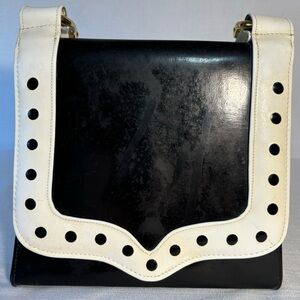 VTG Life Stride Shoulder Bag 196”50’s Black & White Simulated Leather 97614